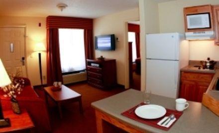 Intown Suites Extended Stay Auburn Al Room photo