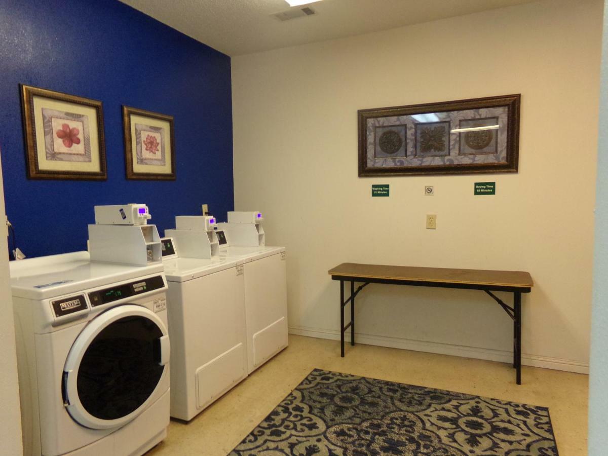 Intown Suites Extended Stay Auburn Al Exterior photo